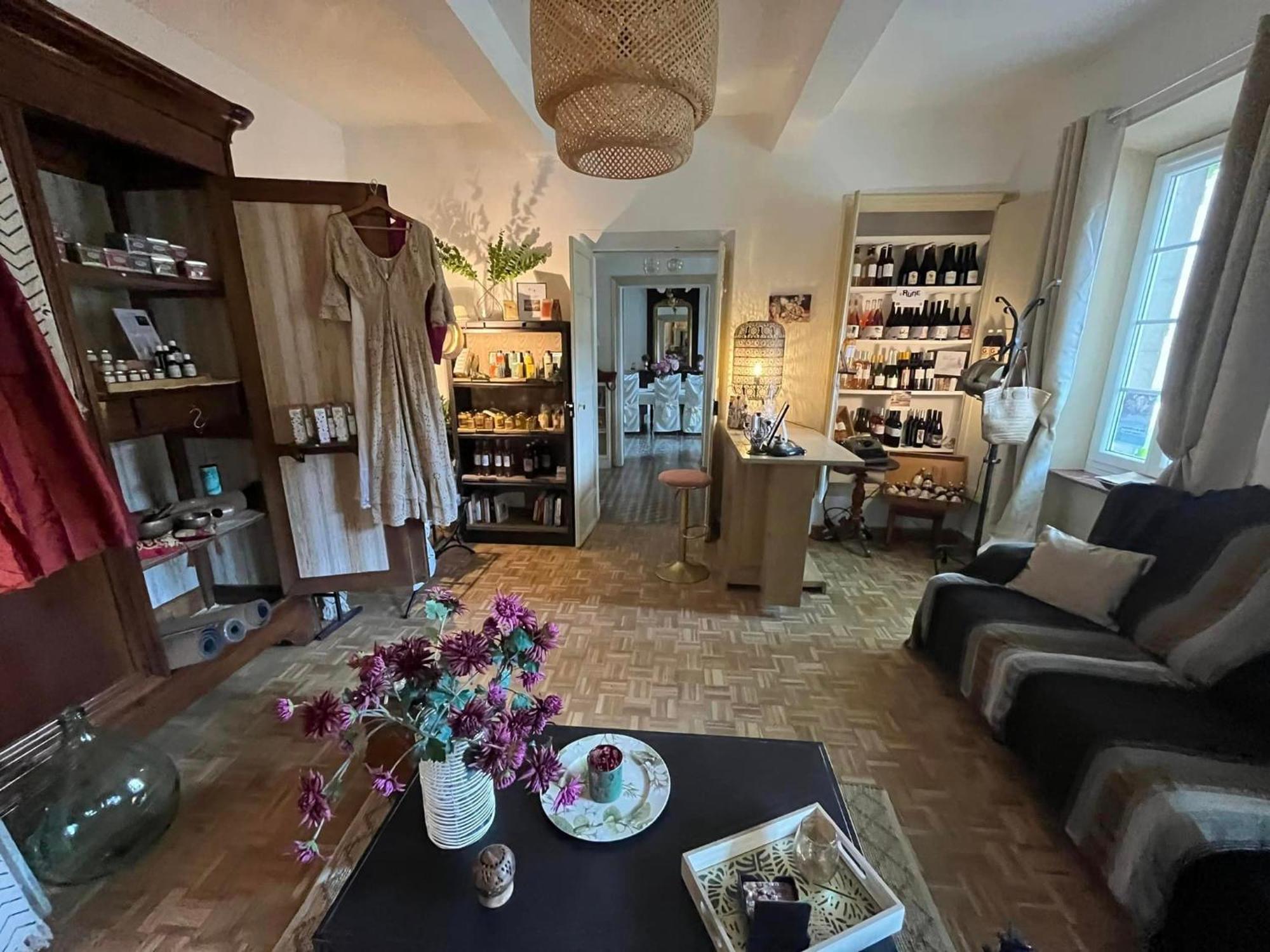 Maison D'Hotes De Charme "La Belle Dame Sans Regrets" Talairan Extérieur photo