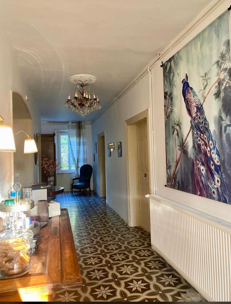 Maison D'Hotes De Charme "La Belle Dame Sans Regrets" Talairan Extérieur photo